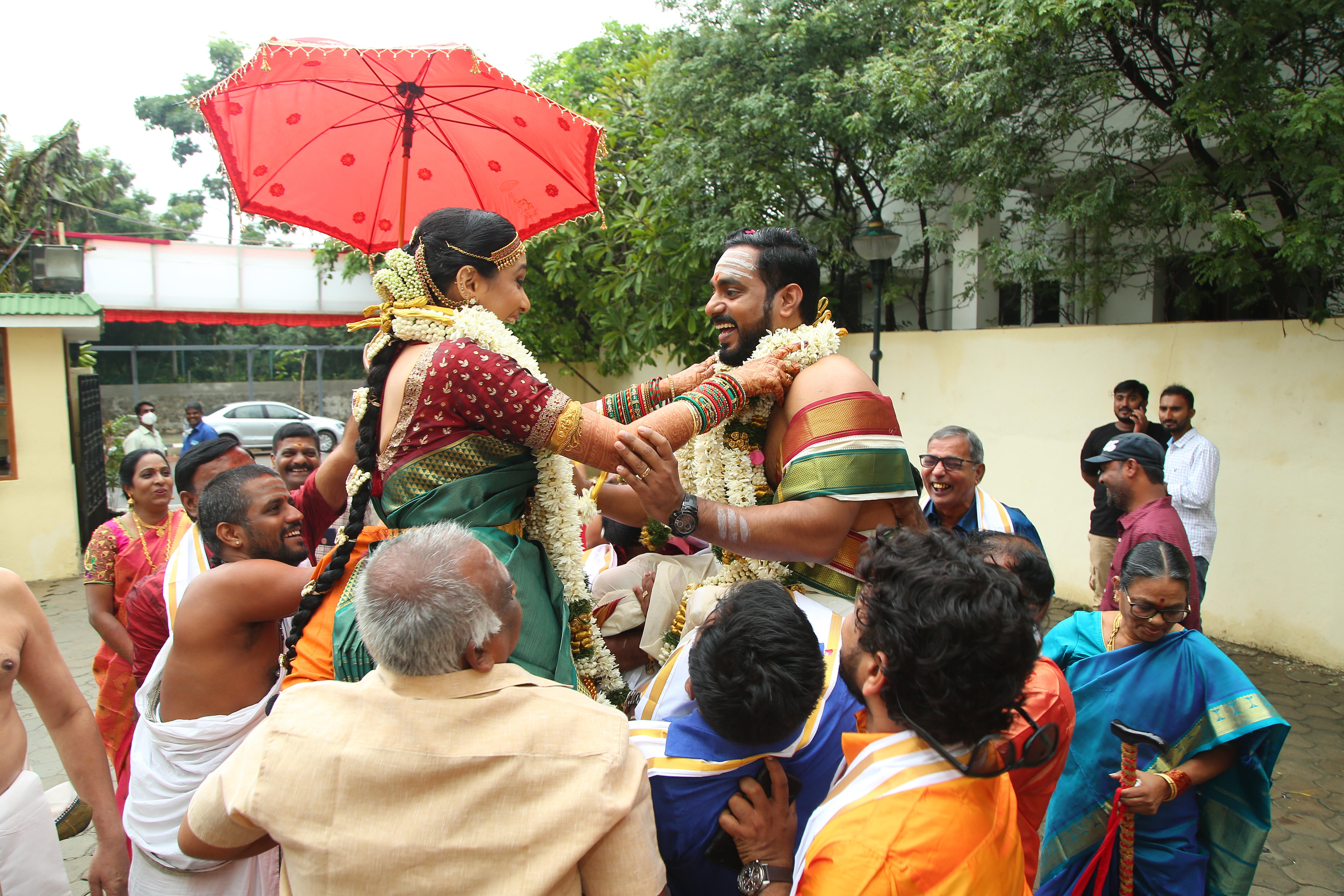 South Indian Wedding Ritual - Flower Ceremony